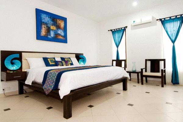 Lake Grace Villa Kuta  Room photo